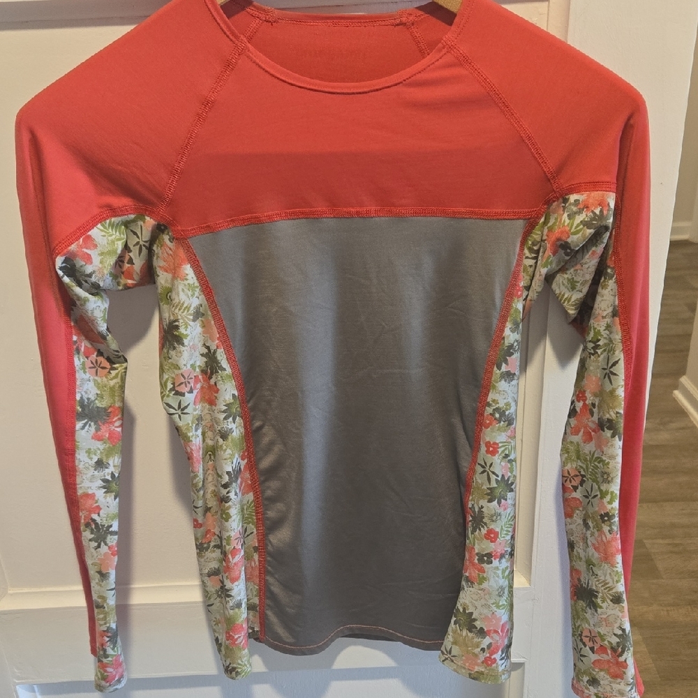 Patagonia Women's Long Sleeve Surf Shirt / Rashguard